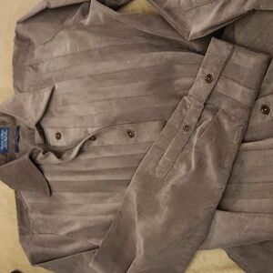 Women’s army green 100% cotton Faconnable shirt button up. France S